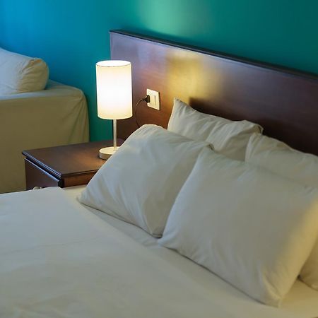Akileda Hotel Durrës Exteriör bild