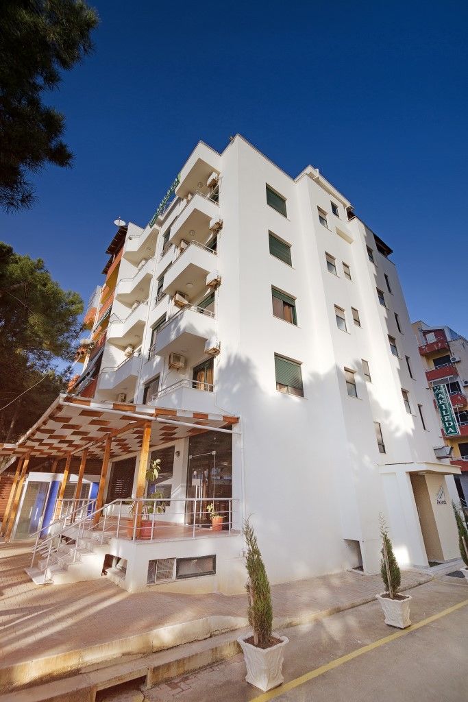 Akileda Hotel Durrës Exteriör bild