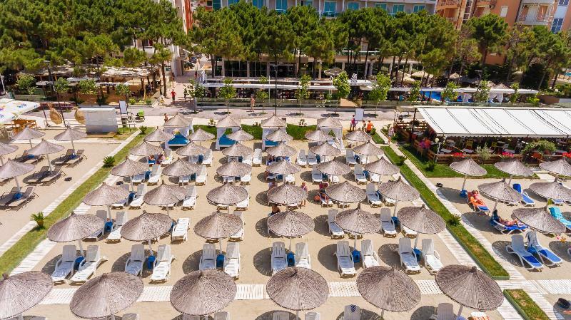 Akileda Hotel Durrës Exteriör bild