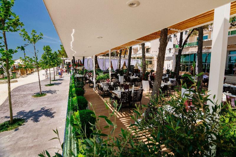 Akileda Hotel Durrës Exteriör bild