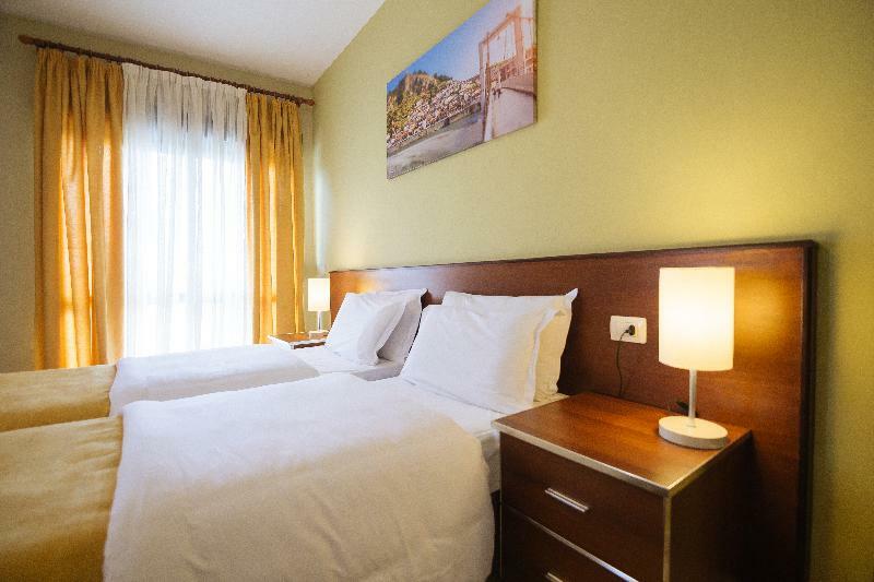 Akileda Hotel Durrës Exteriör bild